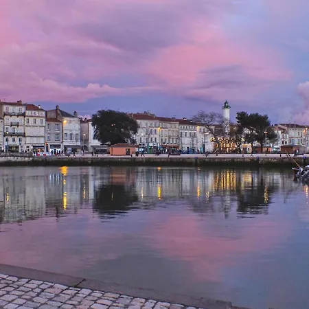 Maisonnette Centre * La Rochelle (Charente-Maritime)